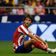 João Félix forzó ante el Eibar
