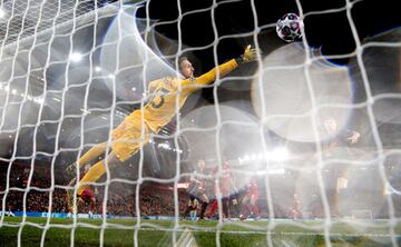 1-0. Georginio Wijnaldum marc¨® el primer gol.