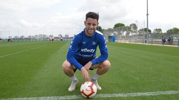 Burgui, en un entrenamiento con el Alav&eacute;s.