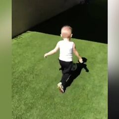 Pura ternura: Ramos y sus hijos jugando en el día del padre