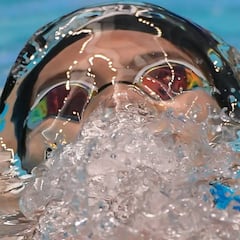 Hugo González, campeón del mundo júnior de 100 espalda