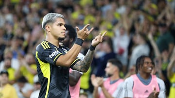 Cucho Hernández: “Si jugamos en casa tenemos que ganar, es una regla”