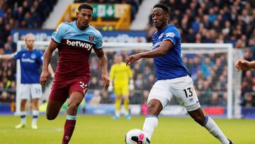 Yerry Mina se lesiona en la rodilla ante el West Ham