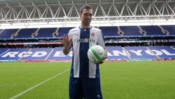 Arbilla durante su presentaci&oacute;n con el RCD Espanyol.