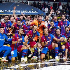 El Barça firma una actuación histórica para ser rey de Europa