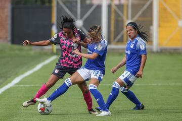 Santa Fe se quedó con el segundo clásico del año al vencer en Techo 0-3 a Millonarios que jugó de local. Ysaura Viso, Fany Gauto y Diana Celis marcaron los goles de la victoria. Con 15 puntos lideran el Grupo A y las Embajadoras se quedaron con 7 en el segundo puesto.