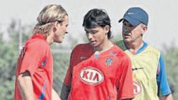 <b>GOLEADORES. </b>Forlán y Agüero se estrenarán como pareja.