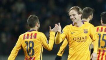 Jordi Alba y Rakitic.