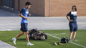 Bustinza y Ezequiel no entrenan: con lo justo atrás ante el Atlético