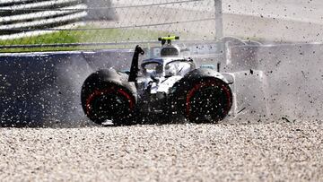 SPIELBERG, AUSTRIA - JUNE 28: Valtteri Bottas driving the (77) Mercedes AMG Petronas F1 Team Mercedes W10 crashes during practice for the F1 Grand Prix of Austria at Red Bull Ring on June 28, 2019 in Spielberg, Austria. (Photo by Bryn Lennon/Getty Images) accidente 
 PUBLICADA 29/06/19 NA MA23 5COL