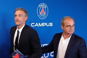 Luis Enrique ha sido presentado como nuevo entrenador del Paris Saint Germain durante las dos próximas temporadas.