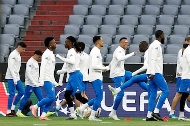 El Real Madrid entrenó en el Allianz Arena antes de su partido contra el Bayern.