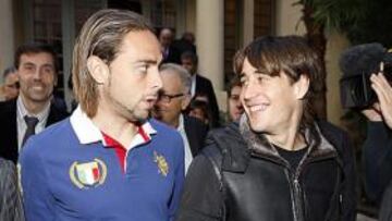 <b>LOS 'PICHICHIS'. </b>Sergio y Bojan, que coincidieron ayer, son los dos máximos goleadores de la historia en la cantera culé.