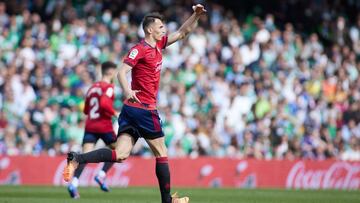 Budimir celabra su tanto.