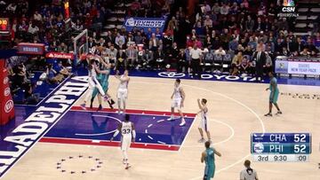 No existen imposibles para Embiid: tapón contra la física