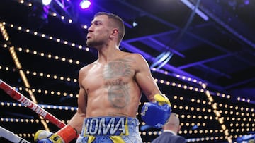 Vasyl Lomachenko gan&oacute; a Guillermo Rigondeaux en Nueva York por el WBO del superpluma