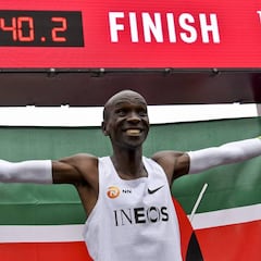 La IAAF premia fuera de sus normas