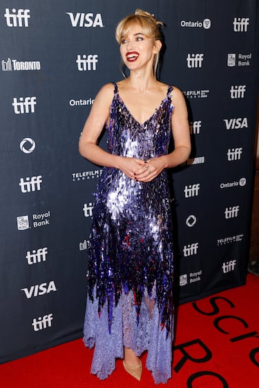 Imogen Poots posa en la alfombra roja de los 50º Festival Internacional de Cine de Toronto.