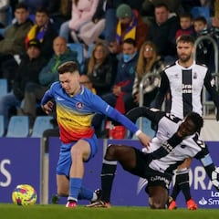 Las Palmas sondea el pasado de García Pimienta