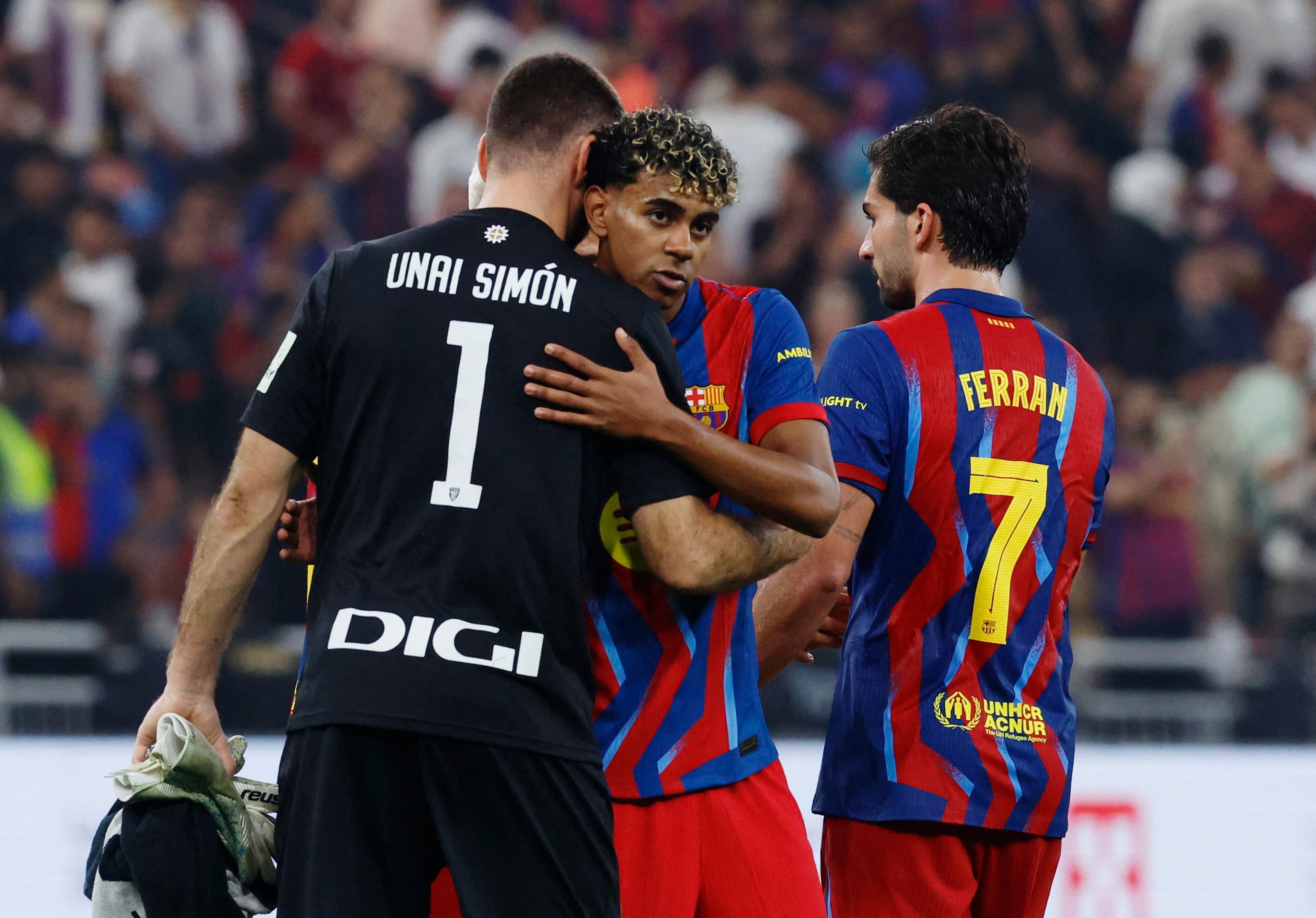 El Barça aplasta y espera rival