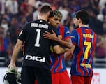 El Barça aplasta y espera rival