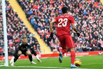 El extremo colombiano disputó 32 minutos en la victoria 3-1 de Liverpool ante Cardiff City por la FA Cup. El guajiro realizó una asistencia.