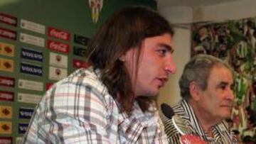 Savoia dispuesto a "ayudar al equipo mediante el trabajo en el campo"