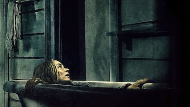 En un mundo postapocalíptico las personas no pueden hacer el más mínimo ruido porque eso atrae a unos terribles monstruos que arrasan con todo. La película de John Krasinski es aterradora y mantiene al espectador en tensión sus 95 minutos. Es especialmente digna de mención la escena en la que la protagonista, Emily Blunt, da a luz en absoluto silencio. Desgarradora. Ganó el Oscar a Mejores efectos de sonido, pero no estuvo nominada a Mejor Película. Ese año la ganadora fue 'Green Book'.