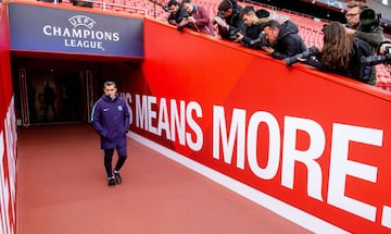 Barcelona coach Ernesto Valverde oversaw the evening session at Anfield which got underway at 6pm local time. The first 15 minutes were open to the media