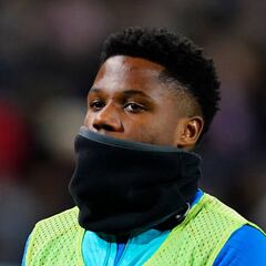 Ansu Fati, baja contra Almería por un golpe en la rodilla