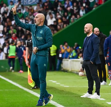 Pedro Dorronsoro, entrenador de porteros de Jos Alberto, estar 2 partidos sancionado.