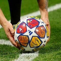 El tapado del ataque blanco que supera los registros del mejor delantero culé