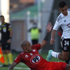 Colo Colo es amargado por La Calera, pero sigue en el liderato