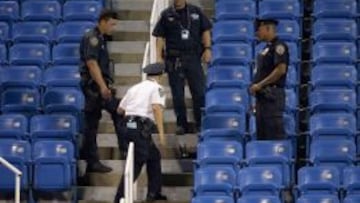 La policía neoyorkina revisó el lugar donde se estrelló el dron.