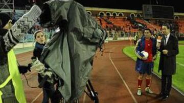 <b>LO QUE NO SE VIO. </b>Momento en el que Pedro fue entrevistado al término del partido en Bielorrusia.