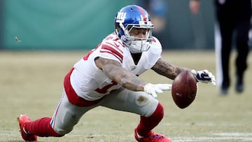 GREEN BAY, WI - JANUARY 8: Odell Beckham #13 of the New York Giants fails to make a catch in the first quarter during the NFC Wild Card game against the Green Bay Packers at Lambeau Field on January 8, 2017 in Green Bay, Wisconsin. Stacy Revere/Getty Images/AFP
== FOR NEWSPAPERS, INTERNET, TELCOS & TELEVISION USE ONLY ==