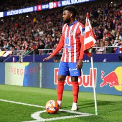 Lemar entra en juego con su futuro en el aire