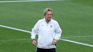 Schuster, durante un entrenamiento con el Málaga.