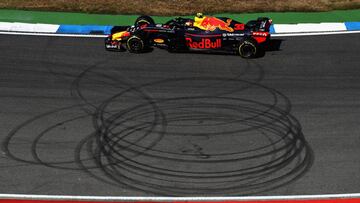 Verstappen presenta su candidatura; McLaren se hunde