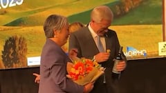 Kast se acerca a Jara, pasa esto y la escena se viraliza al instante: ¡con una llamativa canción!