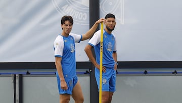 Mulattieri y Zakaria durante un entrenamiento del Deportivo.