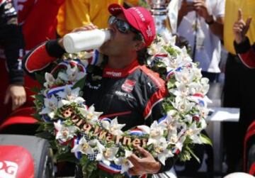 Montoya sigue como líder de la IndyCar con 22 puntos.