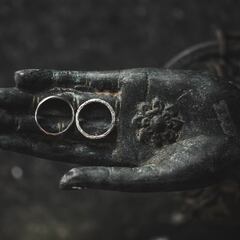 Un arqueólogo amateur descubre de un anillo ‘extraordinario’ de hace 1.000 años: “Miren lo que encontré”