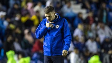 Martin Anselmi head coach of Cruz Azul during the 4th round match between Cruz Azul and Toluca as part of the Liga BBVA MX, Torneo Apertura 2024 at Ciudad de los Deportes Stadium on July 20, 2024 in Mexico City, Mexico.