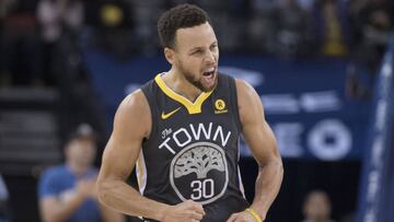 Curry despide el 2017 a lo grande: noche mágica en Memphis