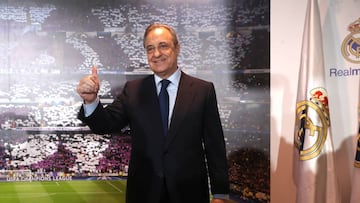 Florentino Pérez posa para la prensa gráfica.