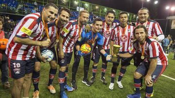 A pesar de la buena actuación del arquero americanista, Guadalajara supo venir de atrás para llevarse 16-13 el Clásico de leyendas.