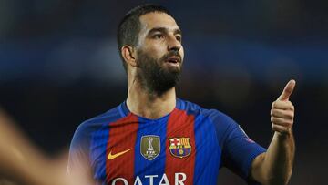 Arda supera en goles a Neymar, que llevará dos meses de sequía