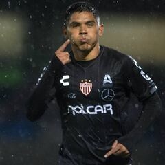 Rayos fulminan a Pumas entre la lluvia de Ciudad Universitaria