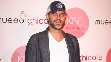 
A principios del verano, el actor de cine porno Ignacio Jordá, más conocido como Nacho Vidal, sufrió un accidente de tráfico de madrugada en la A-7 a la altura de Picassent (Valencia) y fue investigado por la Guardia Civil por los delitos de conducción temeraria y negarse a someterse a las pruebas de drogas y alcoholemia.
